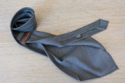 Cravatta in lana spinato colore grigio 17817