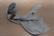 Tasmania wool tie  light gray colour